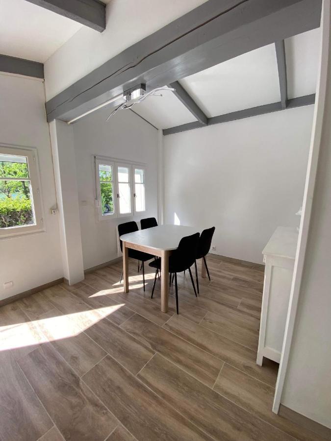 Maison Bord De De Charmes Hébergement de vacances